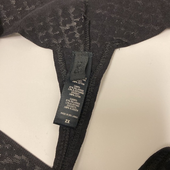 🖤🖤 SKIMS THONG 🖤🖤 - Picture 4 of 4